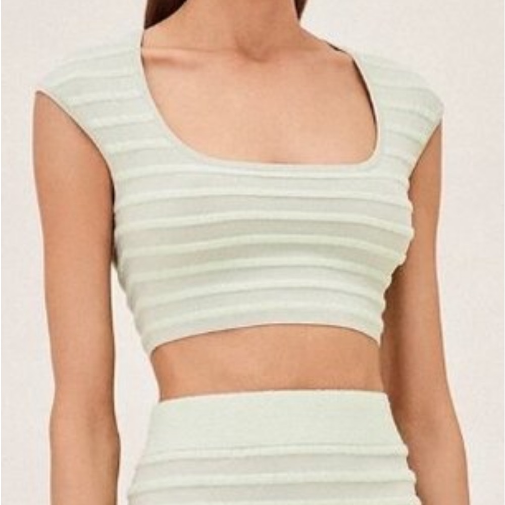 Alexis Top